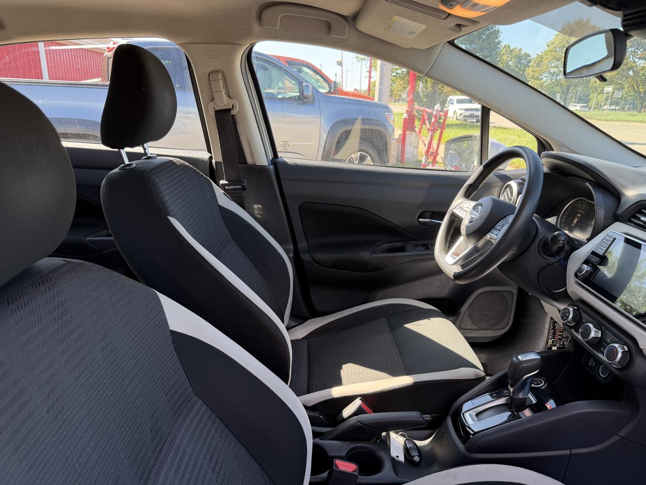 Nissan Versa SV 2021