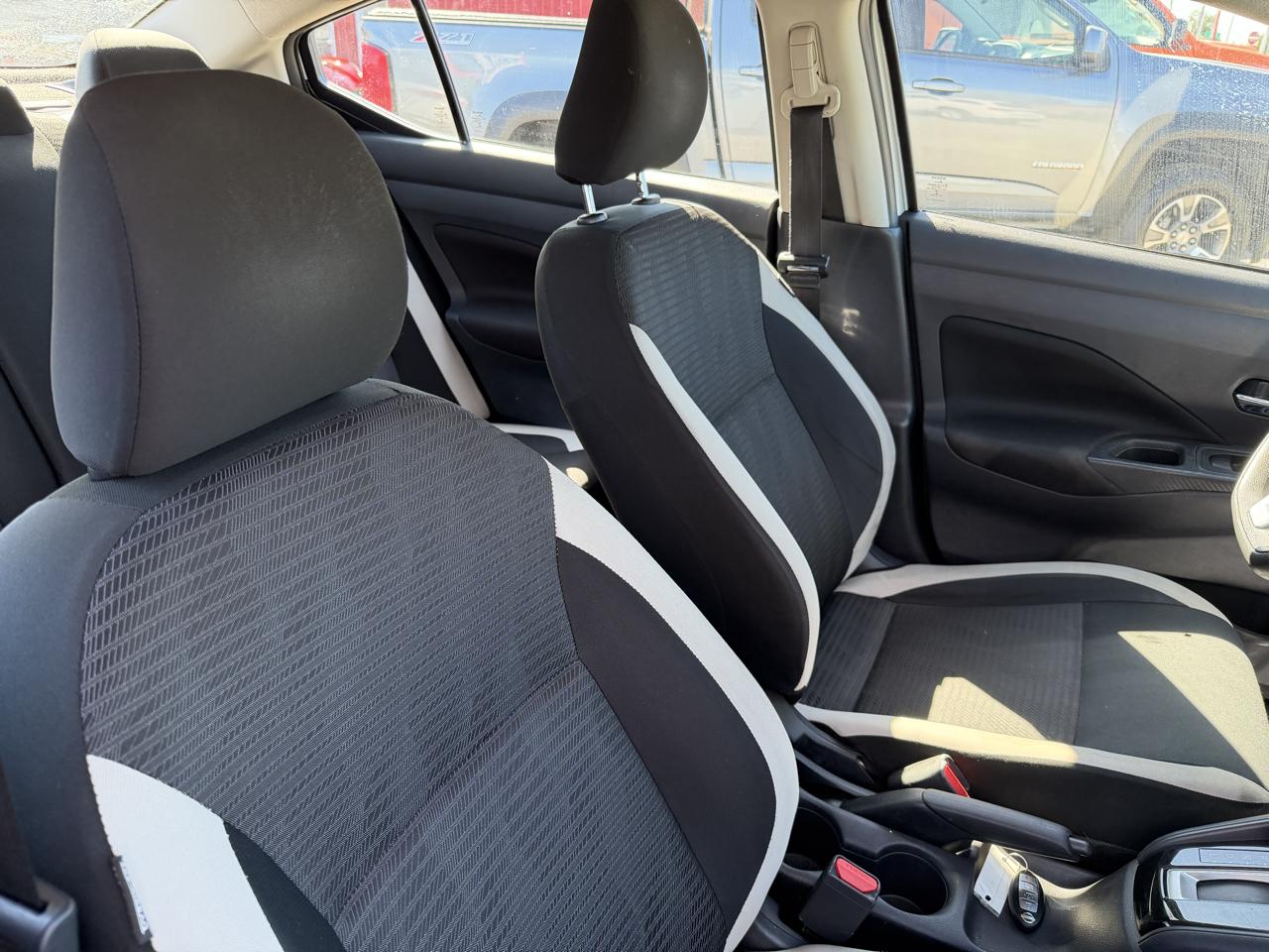 Nissan Versa SV 2021