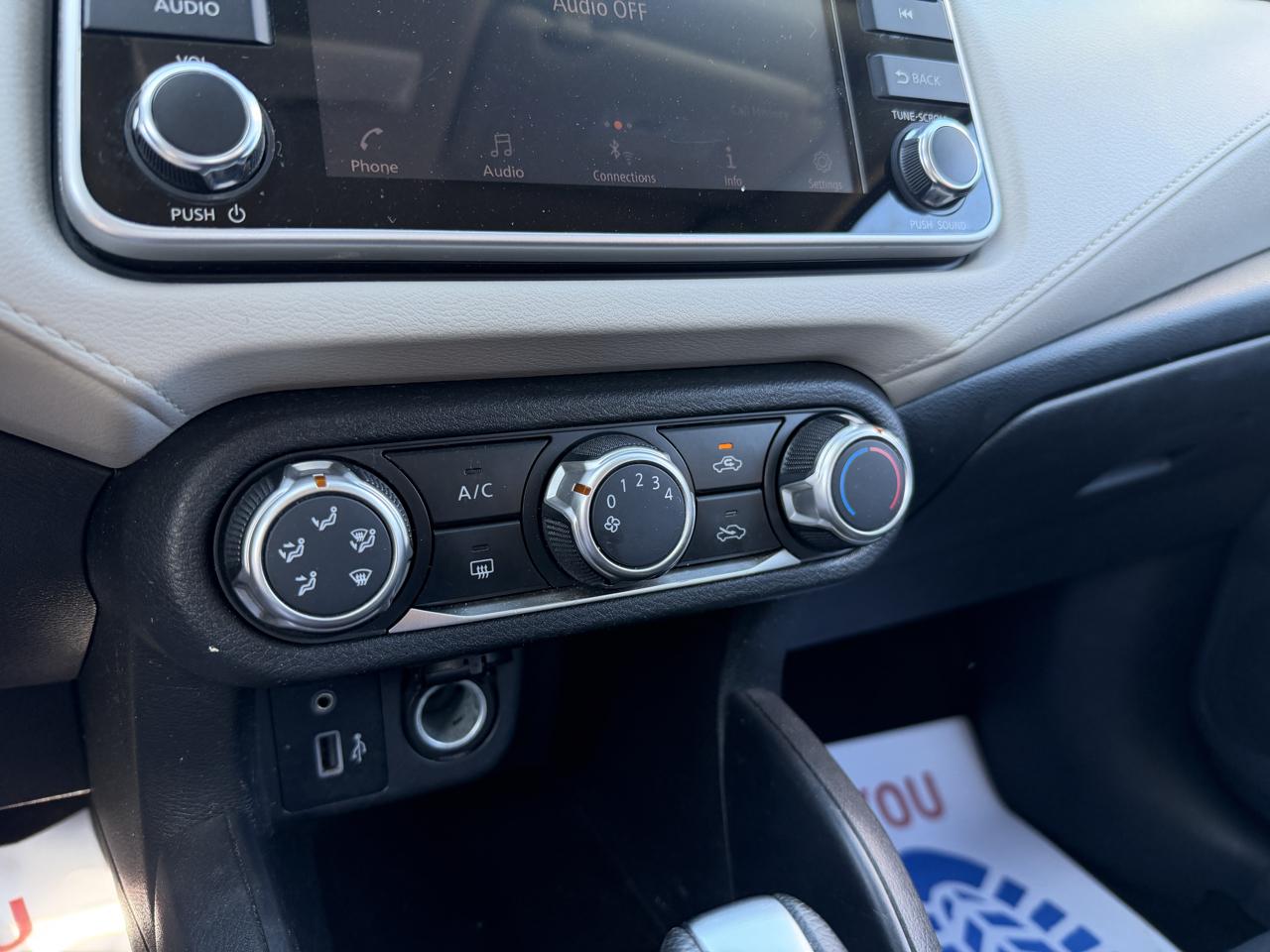 Nissan Versa SV 2021