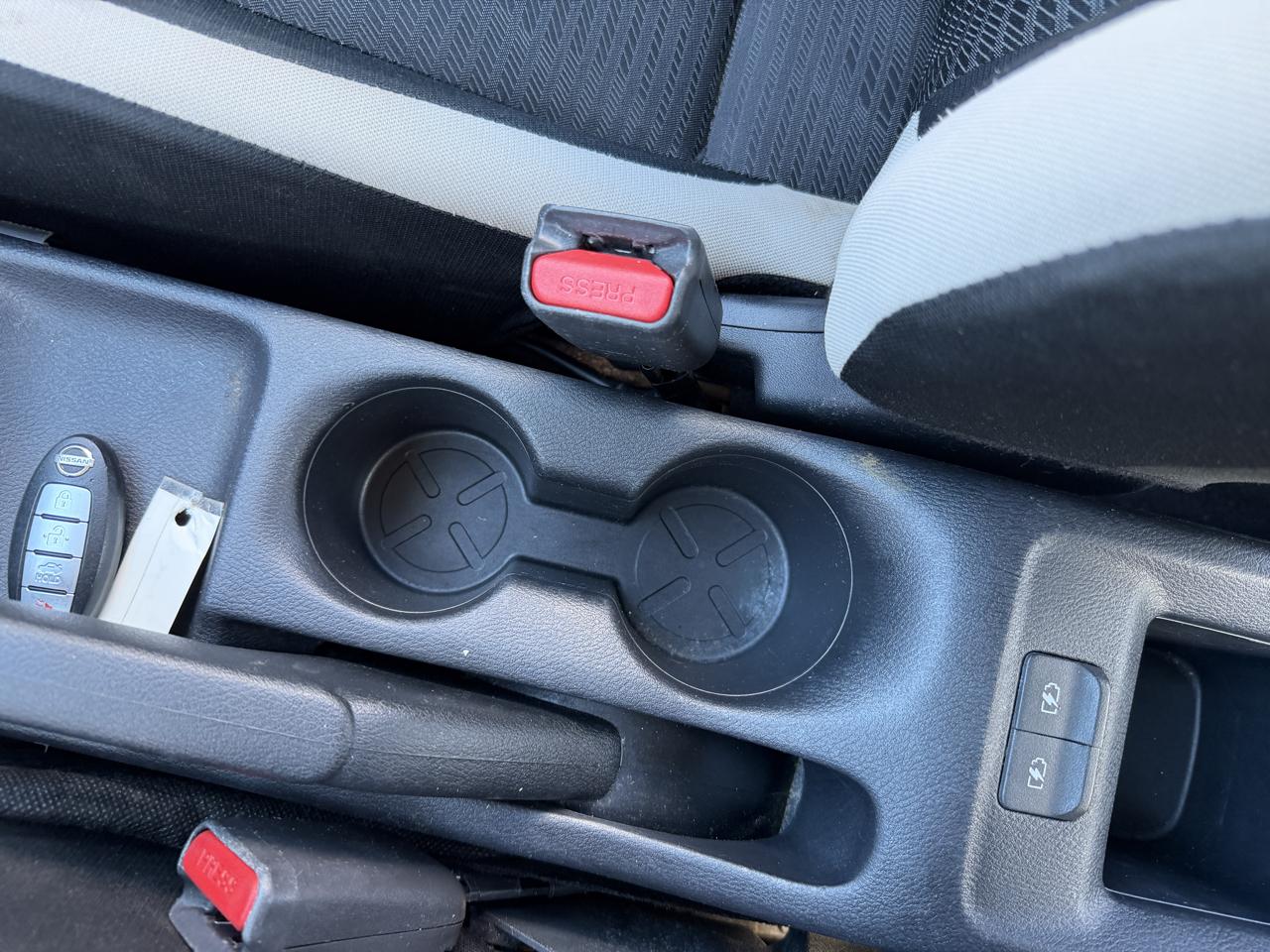 Nissan Versa SV 2021