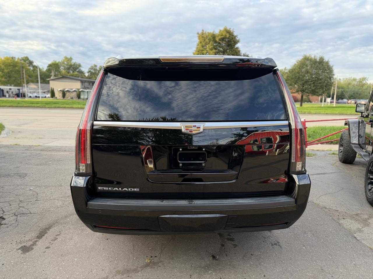 Cadillac Escalade ESV Luxury 4WD 2019