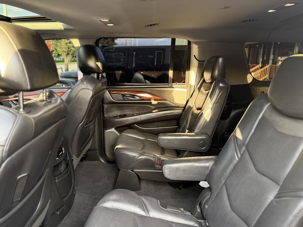 Cadillac Escalade ESV Luxury 4WD 2019