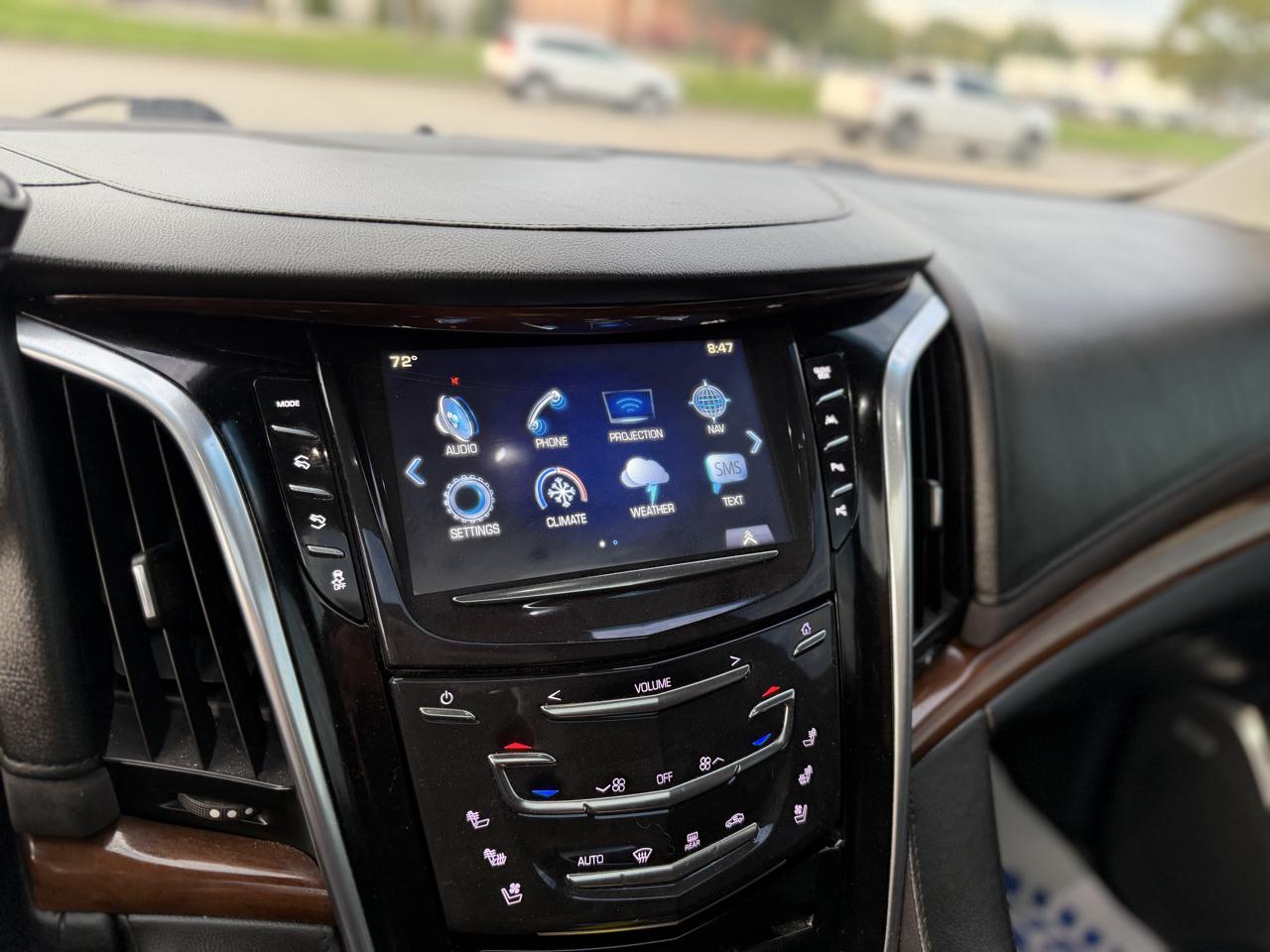 Cadillac Escalade ESV Luxury 4WD 2019