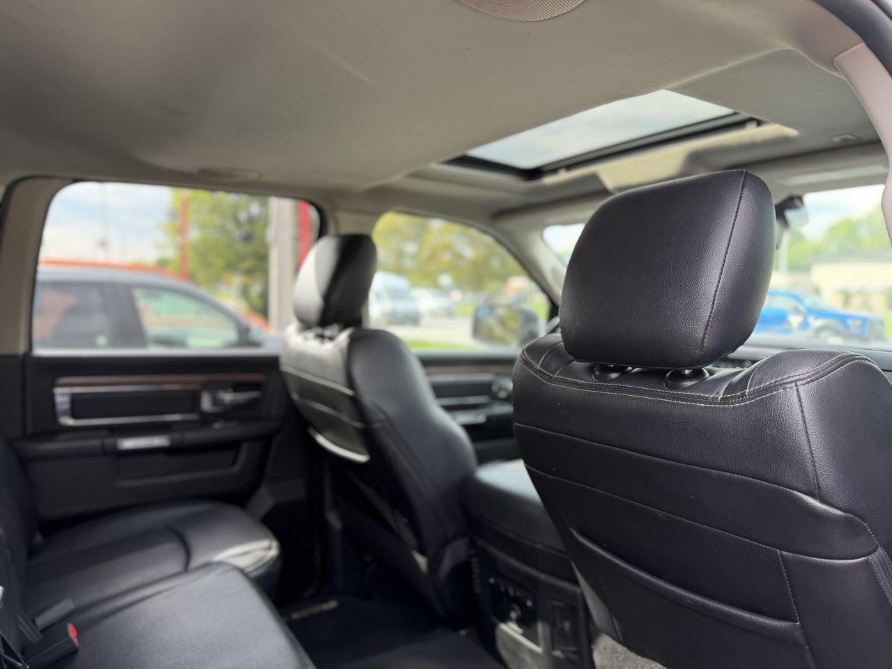 RAM 1500 Laramie Crew Cab LWB 4WD 2018