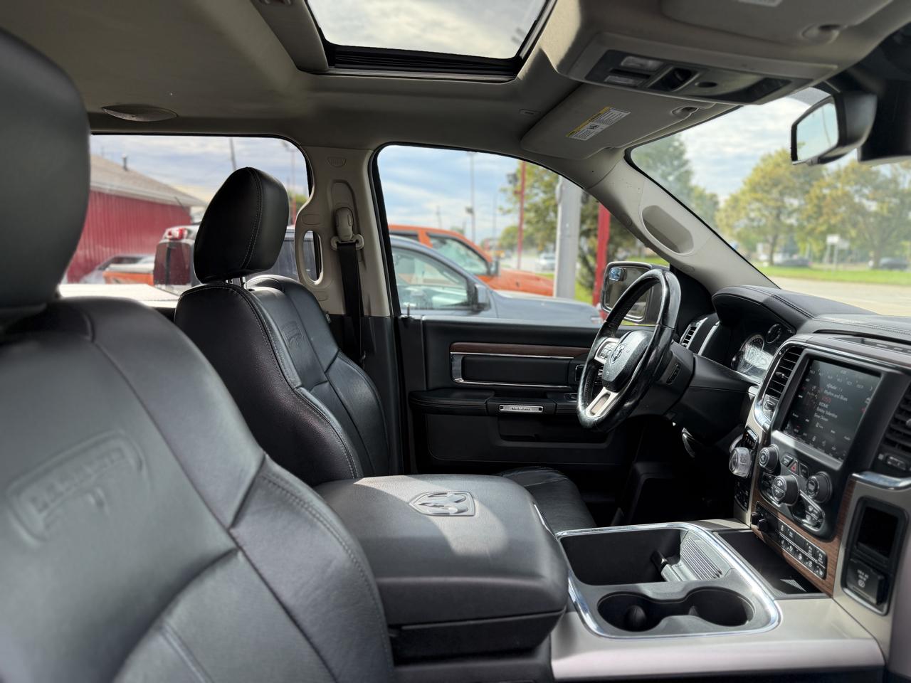 RAM 1500 Laramie Crew Cab LWB 4WD 2018