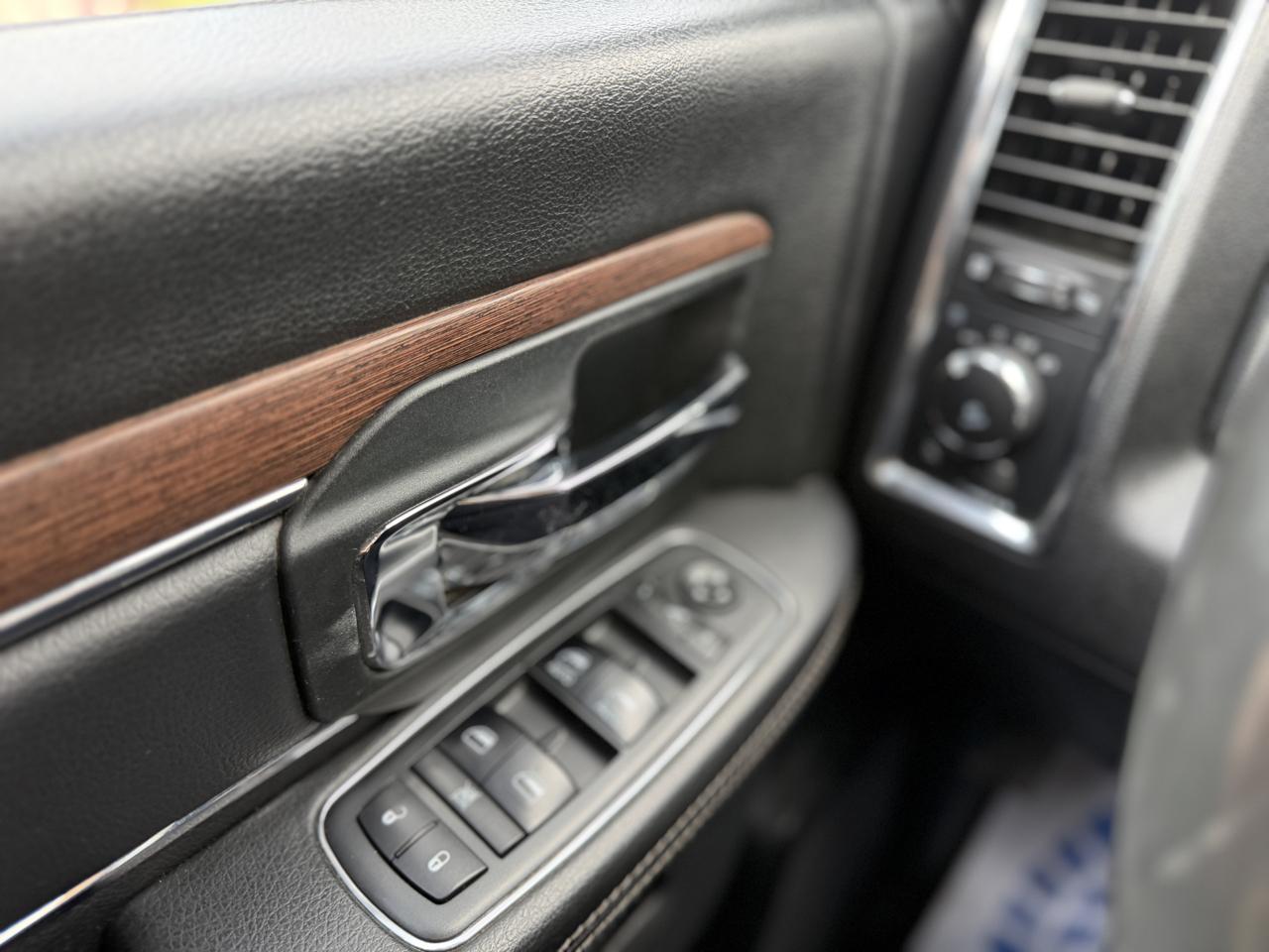 RAM 1500 Laramie Crew Cab LWB 4WD 2018