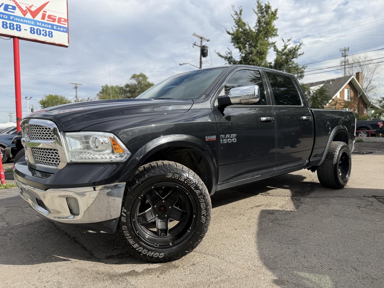 RAM 1500 Laramie Crew Cab LWB 4WD 2018