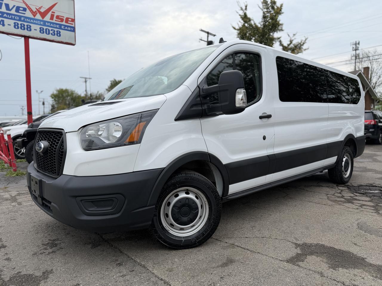 Ford Transit 350 Wagon Low Roof XL w/Sliding Pass. 148-in. WB 2021