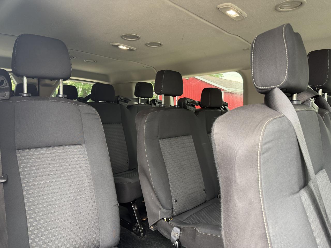 Ford Transit 350 Wagon Low Roof XL w/Sliding Pass. 148-in. WB 2021