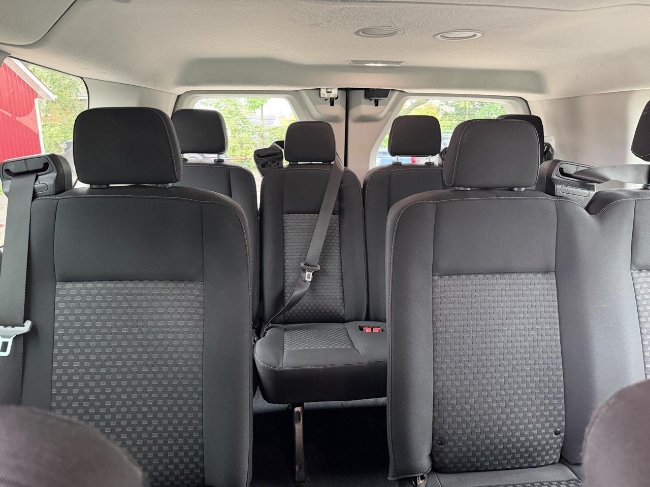 Ford Transit 350 Wagon Low Roof XL w/Sliding Pass. 148-in. WB 2021