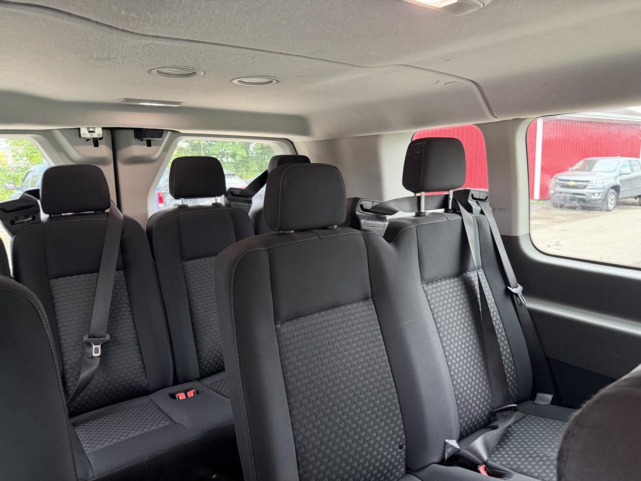 Ford Transit 350 Wagon Low Roof XL w/Sliding Pass. 148-in. WB 2021