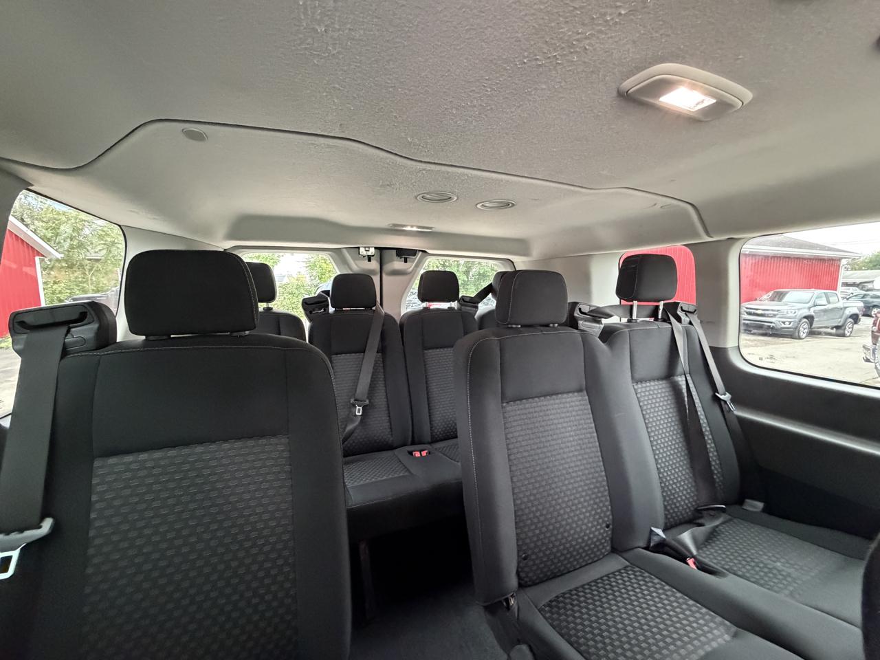 Ford Transit 350 Wagon Low Roof XL w/Sliding Pass. 148-in. WB 2021