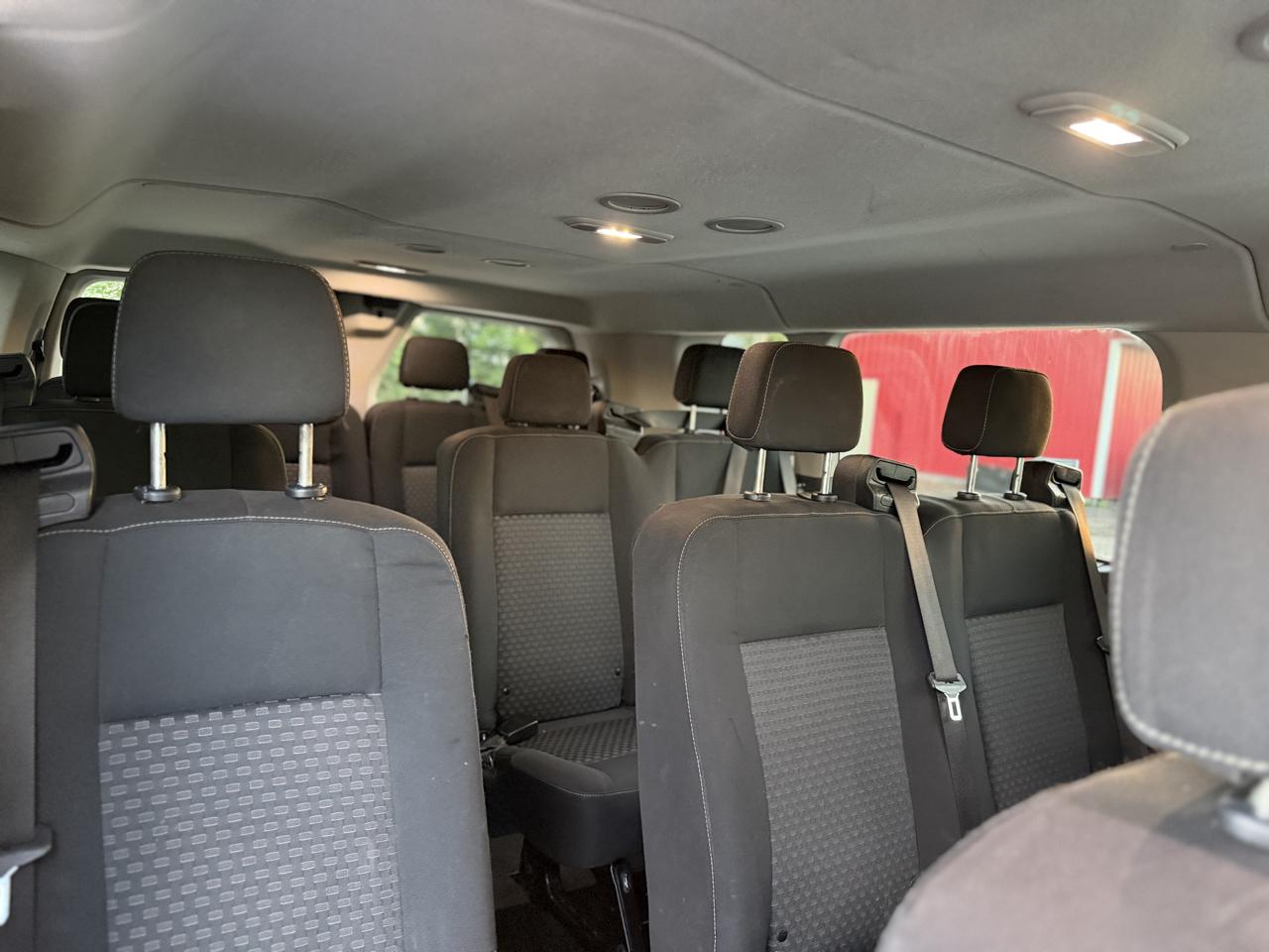 Ford Transit 350 Wagon Low Roof XL w/Sliding Pass. 148-in. WB 2021