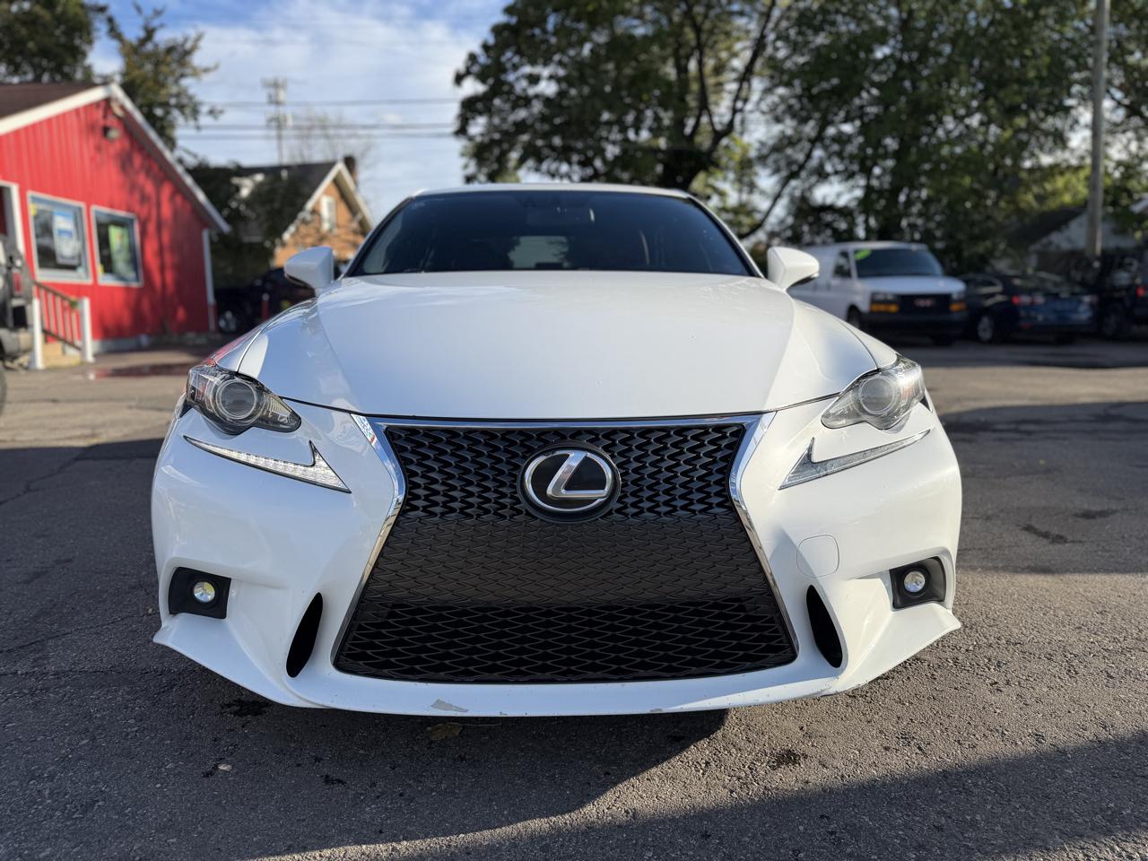 Lexus IS 300 AWD 2016