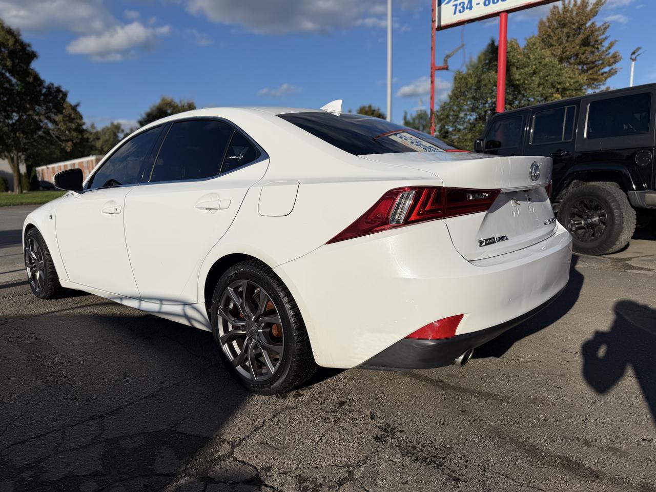 Lexus IS 300 AWD 2016