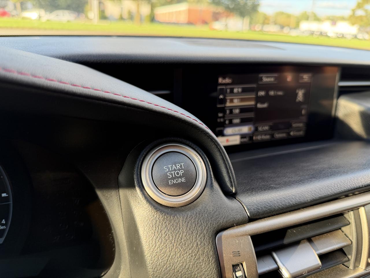 Lexus IS 300 AWD 2016