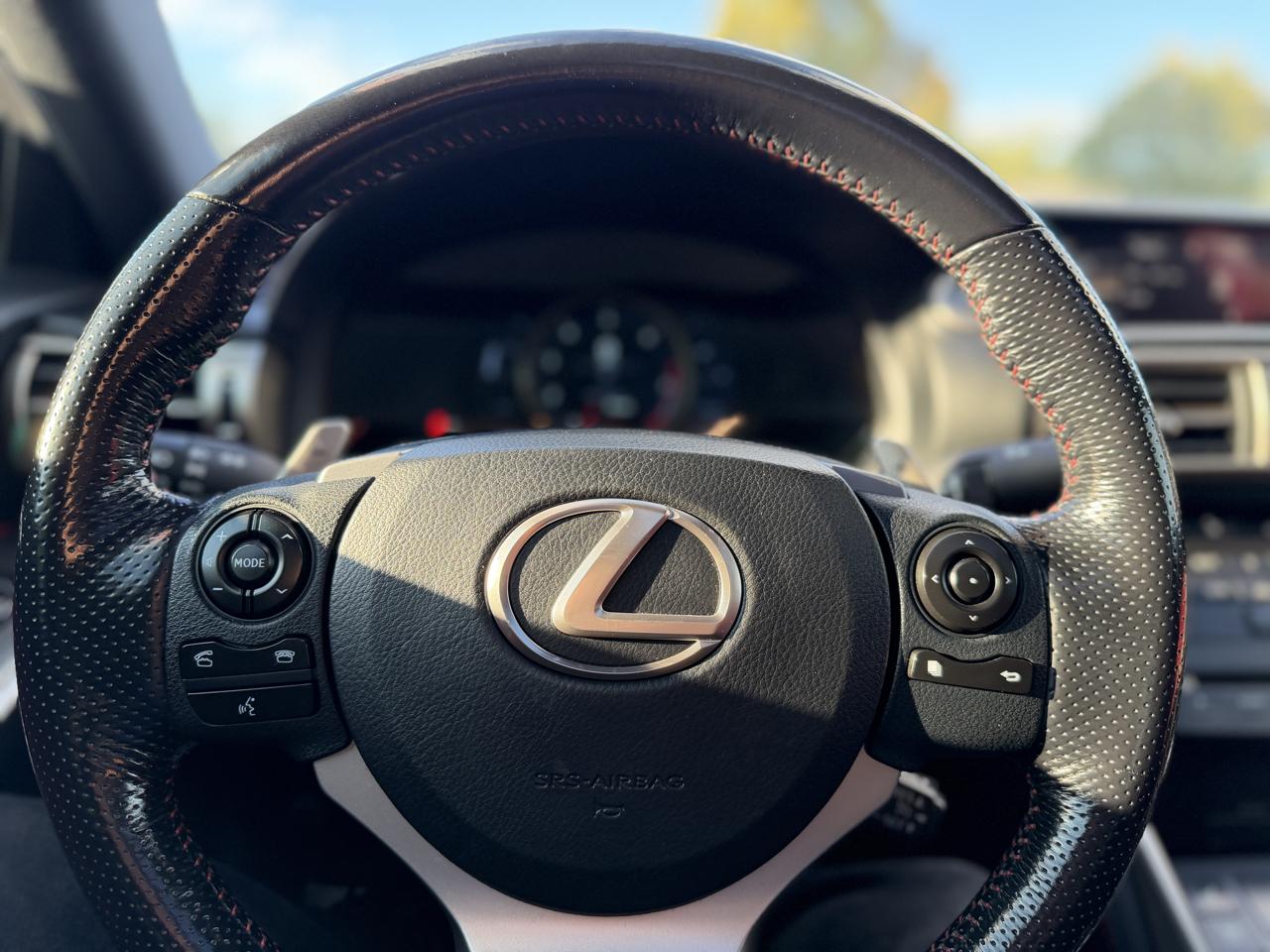 Lexus IS 300 AWD 2016