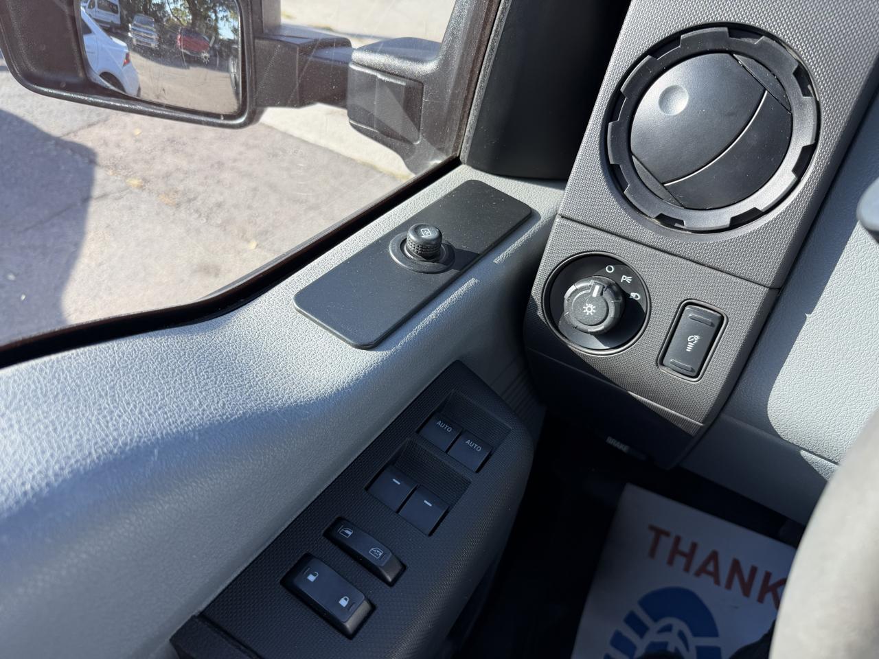 Ford F-250 SD XL Crew Cab 4WD 2015