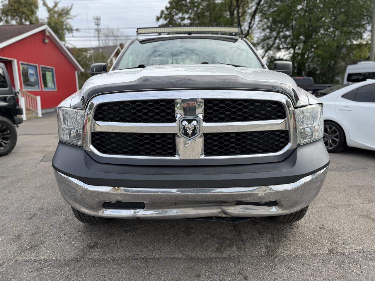 RAM 1500 Tradesman Quad Cab 4WD 2013