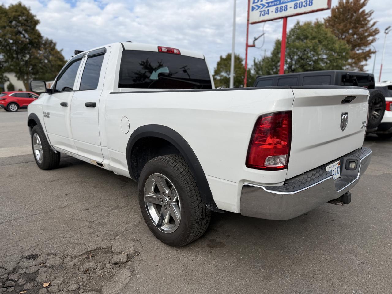 RAM 1500 Tradesman Quad Cab 4WD 2013