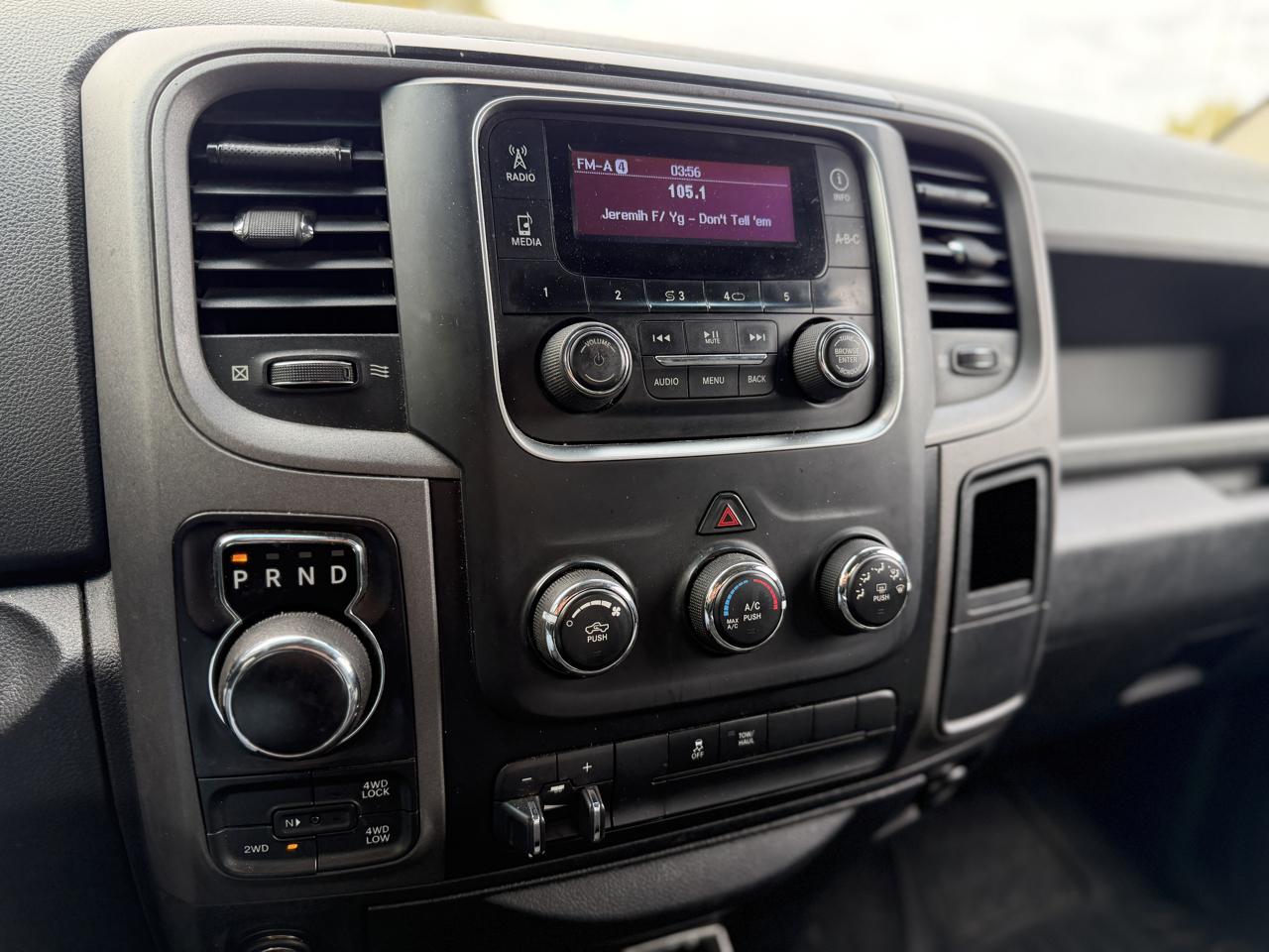 RAM 1500 Tradesman Quad Cab 4WD 2013