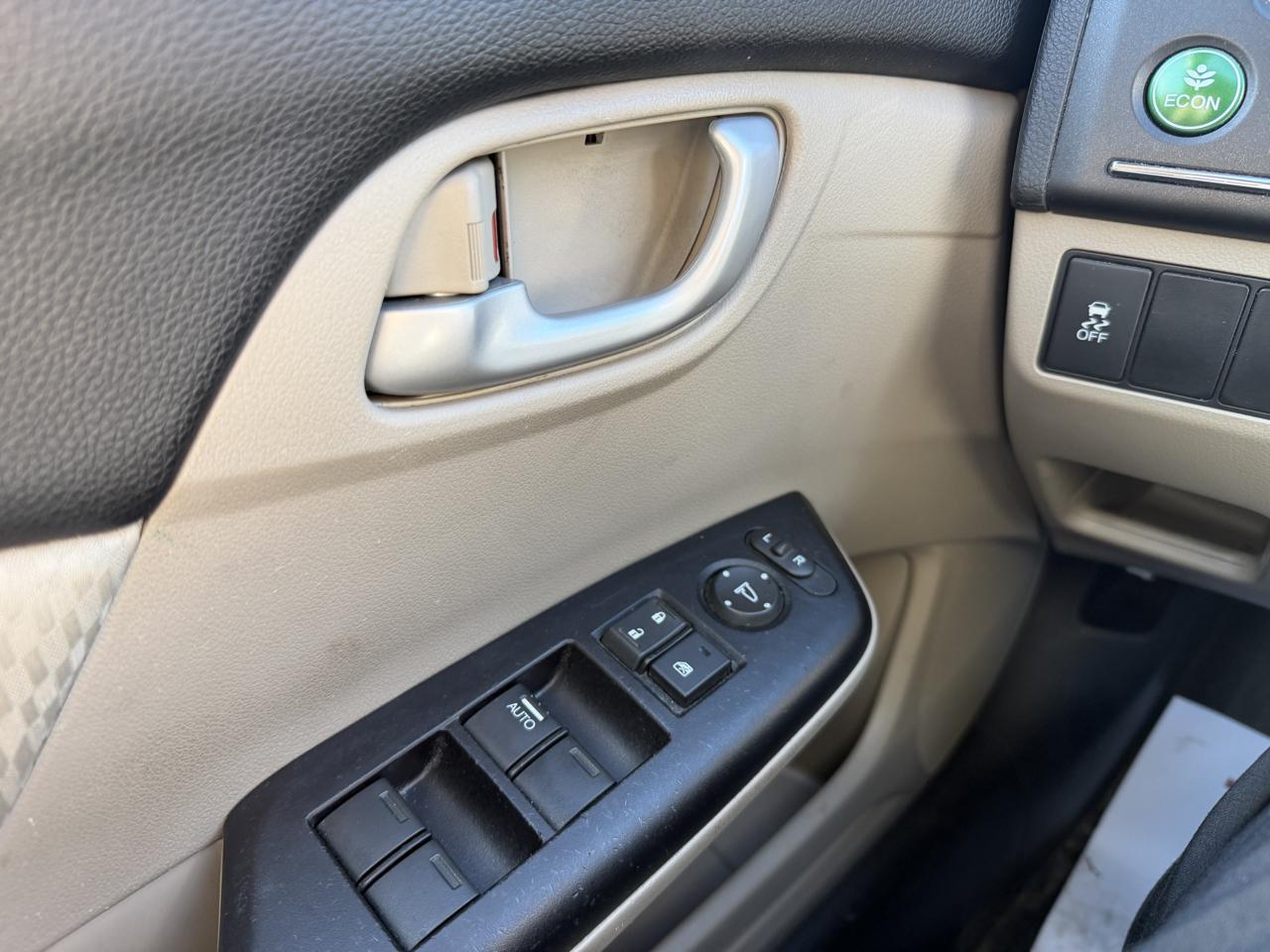 Honda Civic LX 4D Sedan 2014