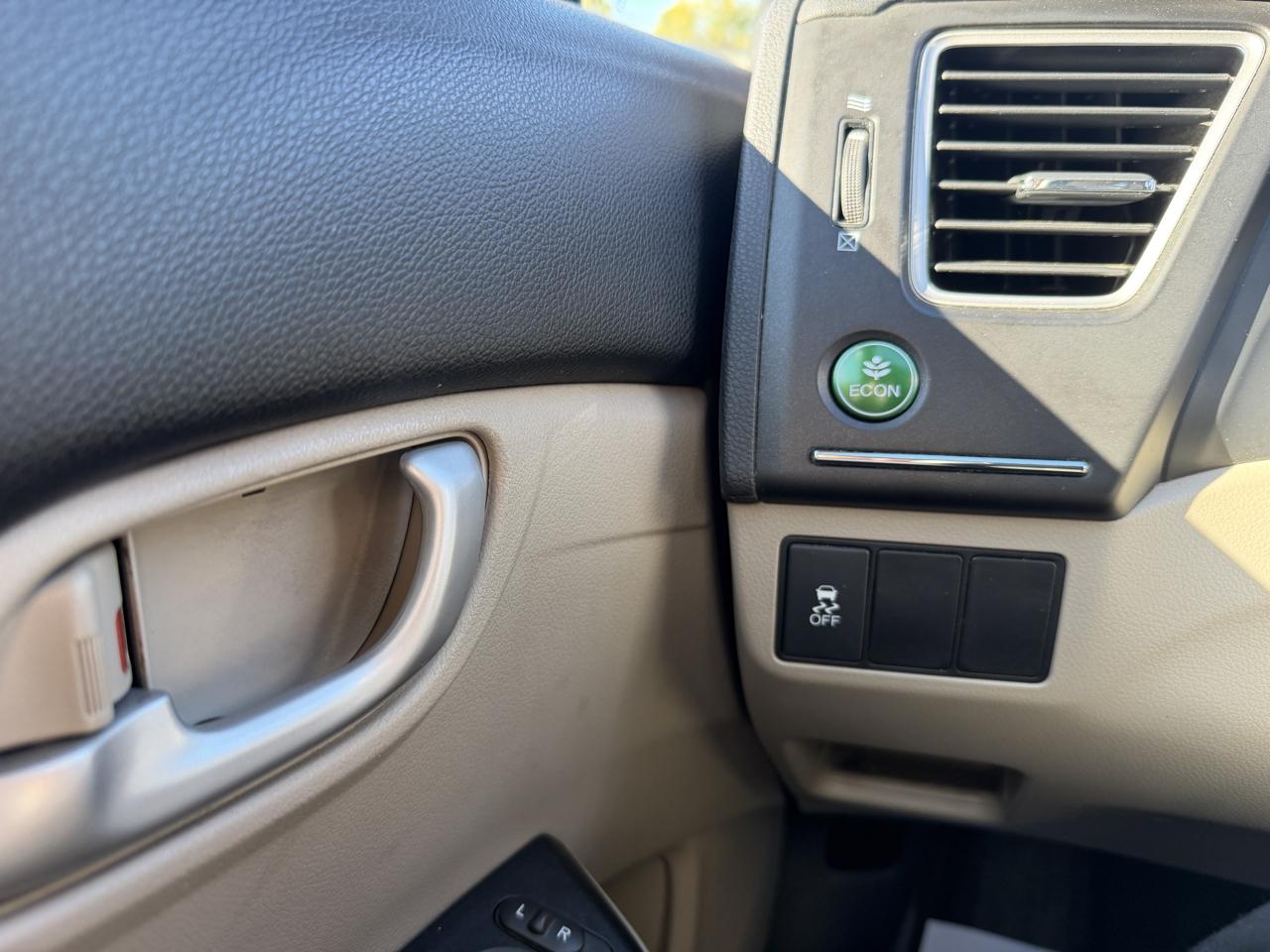 Honda Civic LX 4D Sedan 2014
