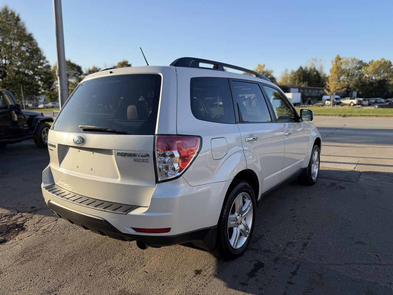 Subaru Forester 2.5X Limited 2010
