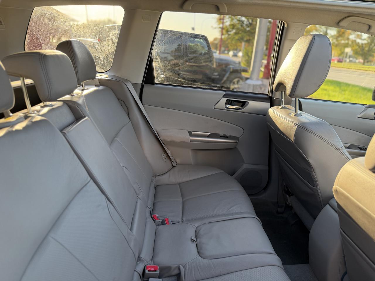 Subaru Forester 2.5X Limited 2010