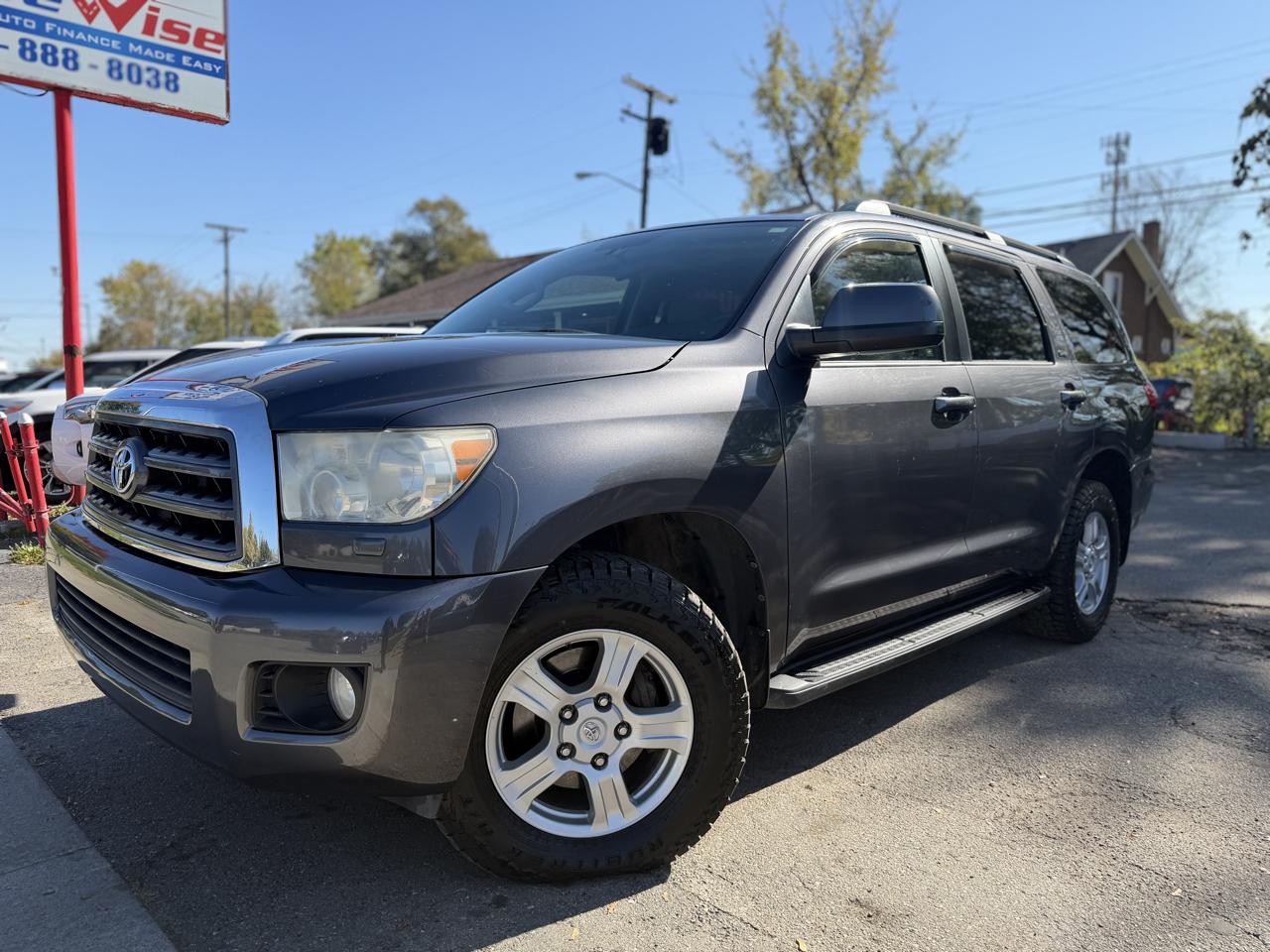 Toyota Sequoia SR5 5.7L 4WD 2012