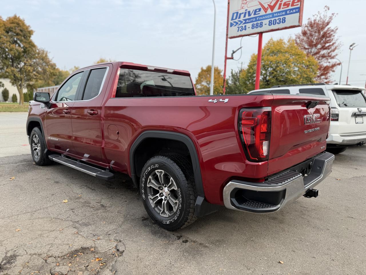 GMC Sierra 1500 SLE Double Cab 4WD 2019