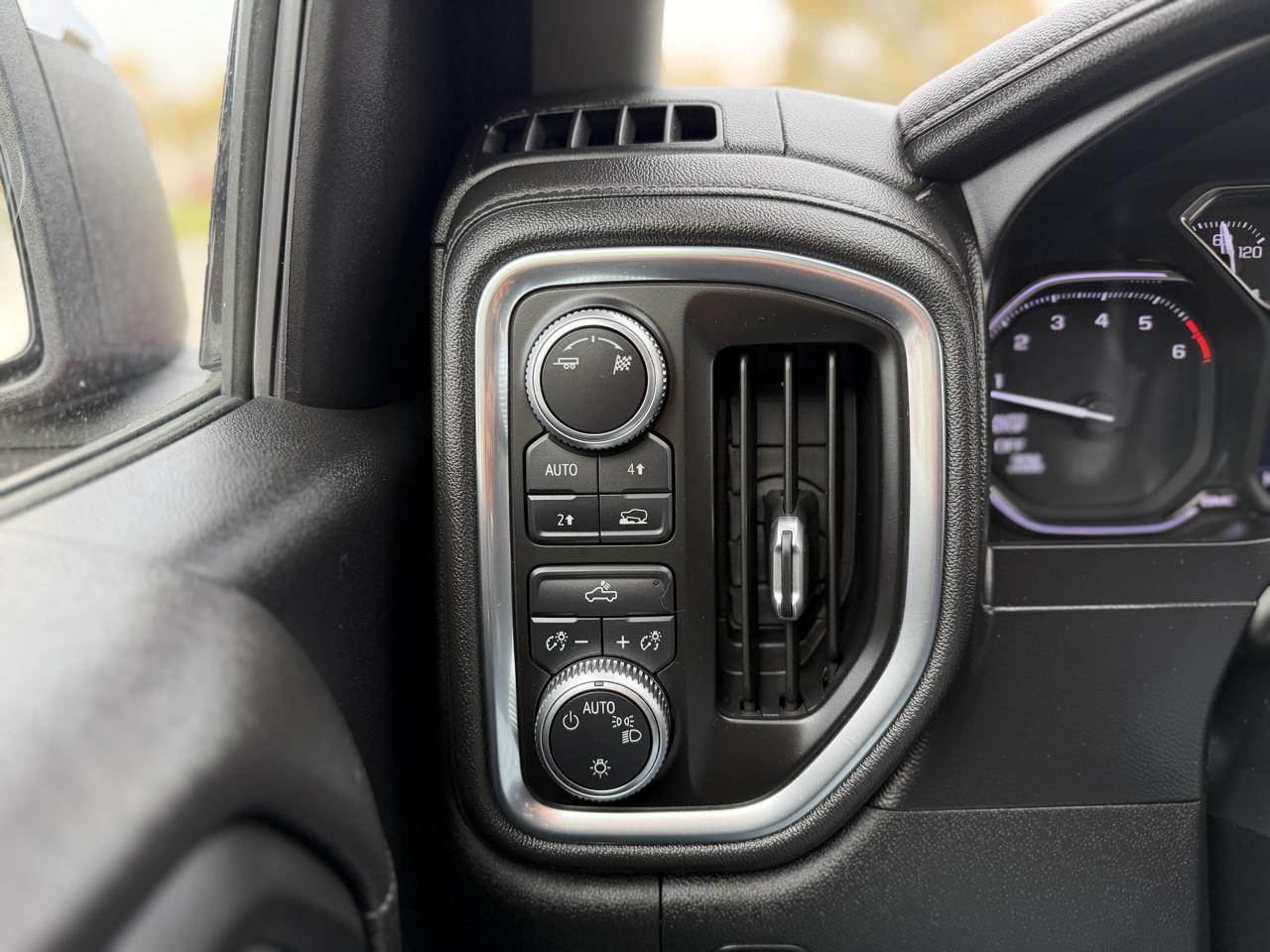 GMC Sierra 1500 SLE Double Cab 4WD 2019