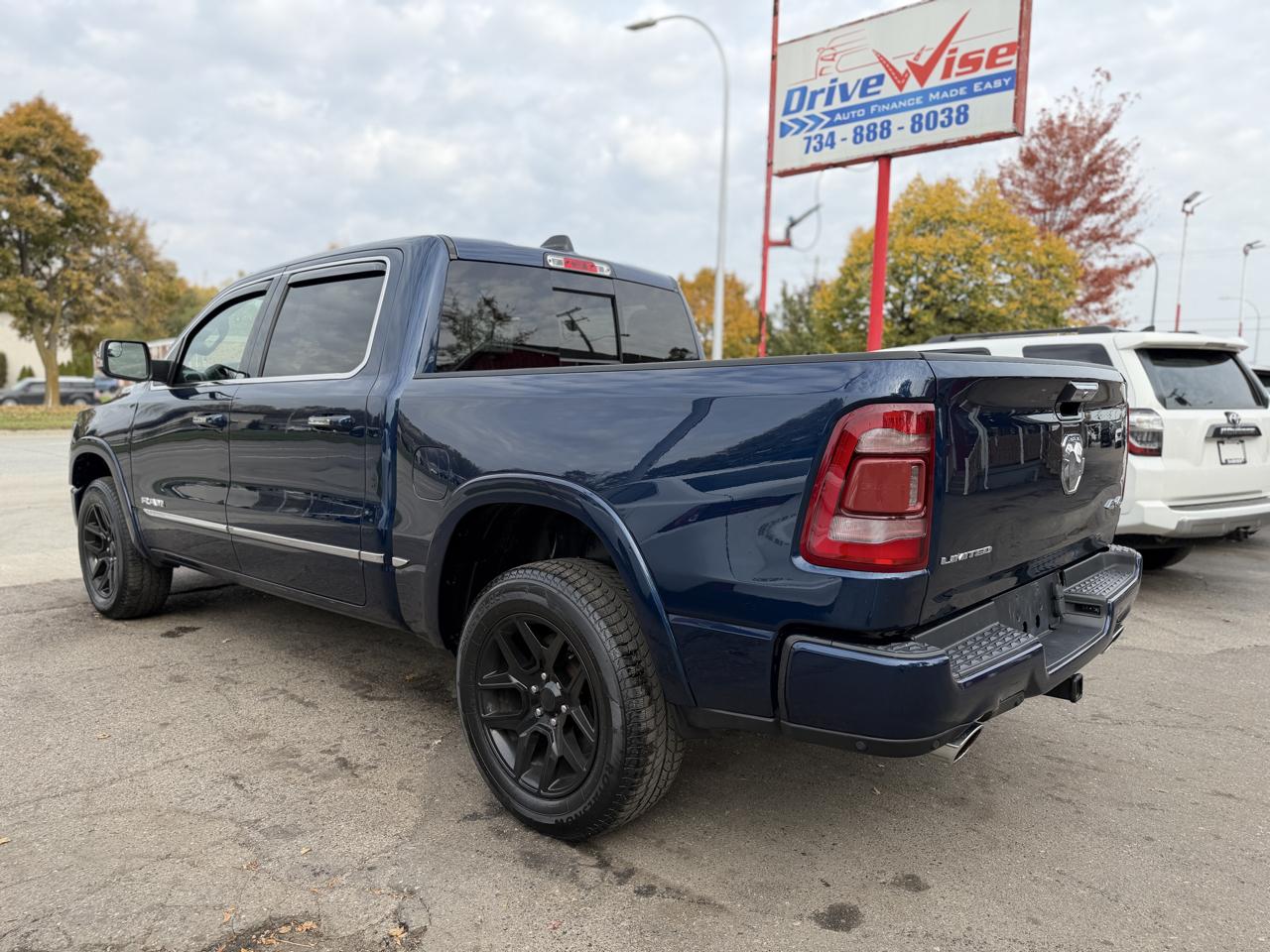 RAM 1500 Limited Crew Cab SWB 4WD 2019