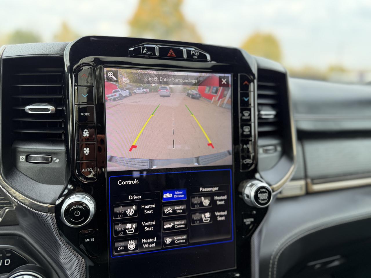 RAM 1500 Limited Crew Cab SWB 4WD 2019