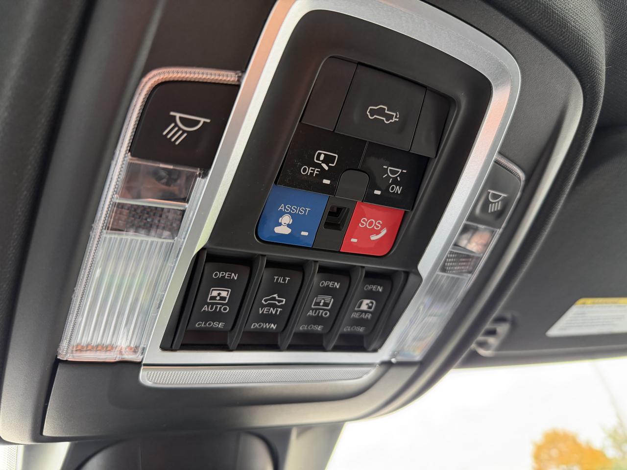 RAM 1500 Limited Crew Cab SWB 4WD 2019