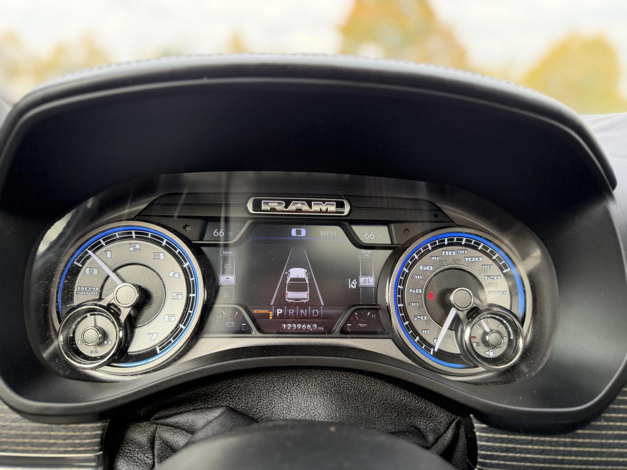 RAM 1500 Limited Crew Cab SWB 4WD 2019