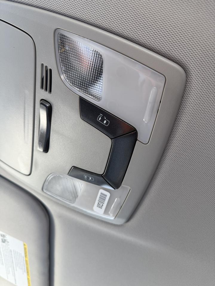 Toyota Sienna LE 7-Passenger AWD 2017