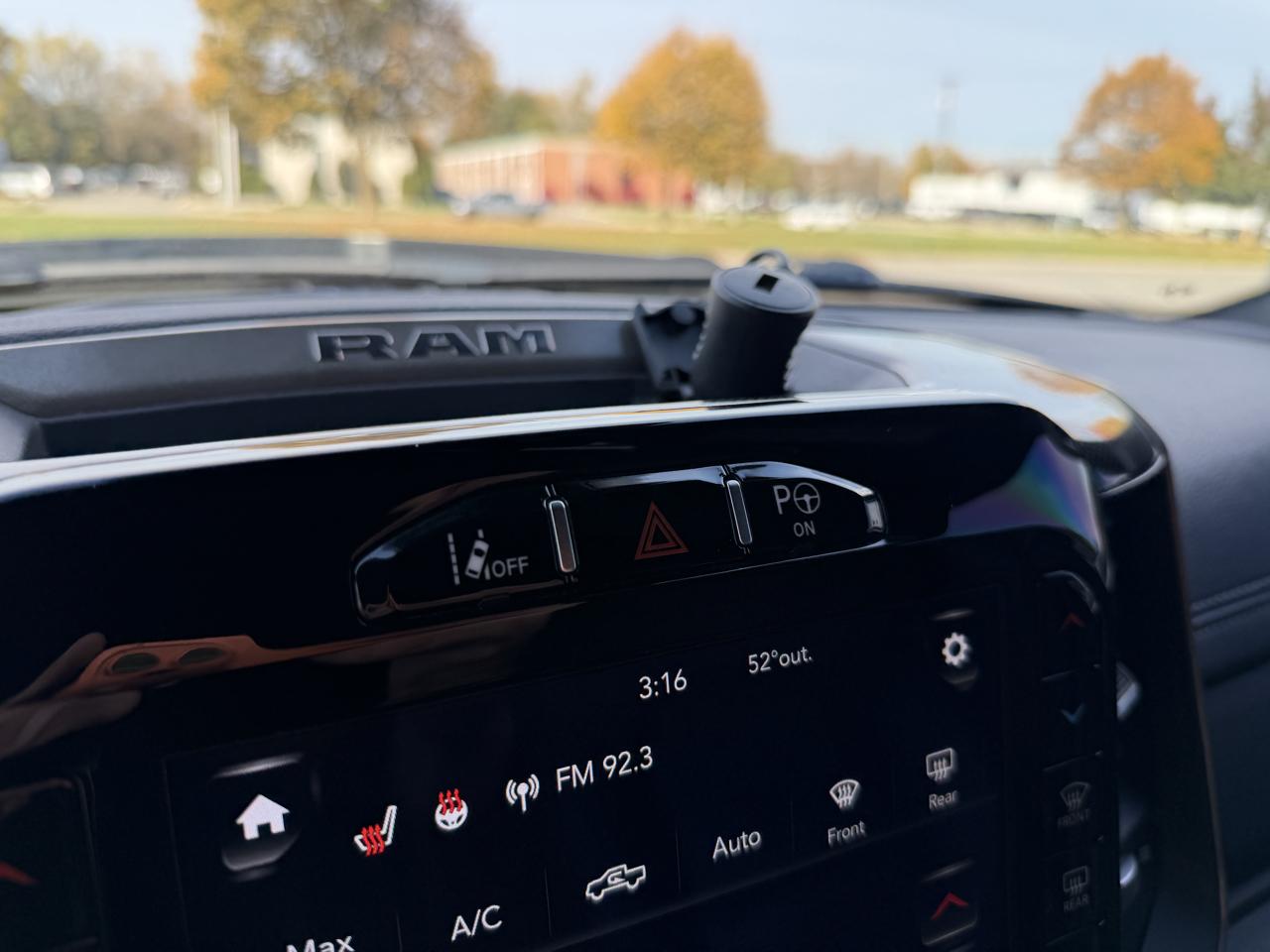 RAM 1500 Sport 4x4 Crew Cab 5'7" Box 2019