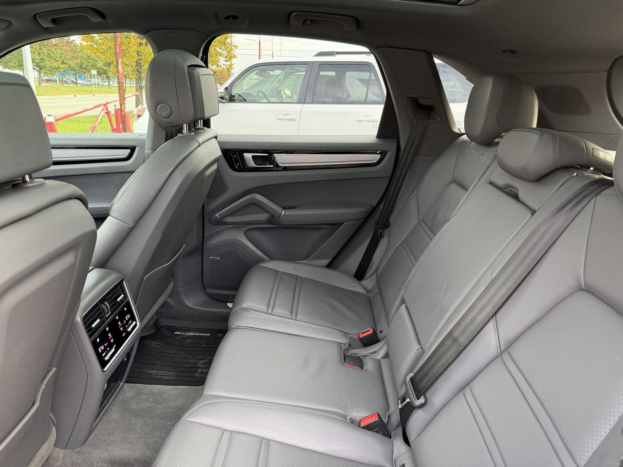 Porsche Cayenne AWD 2019