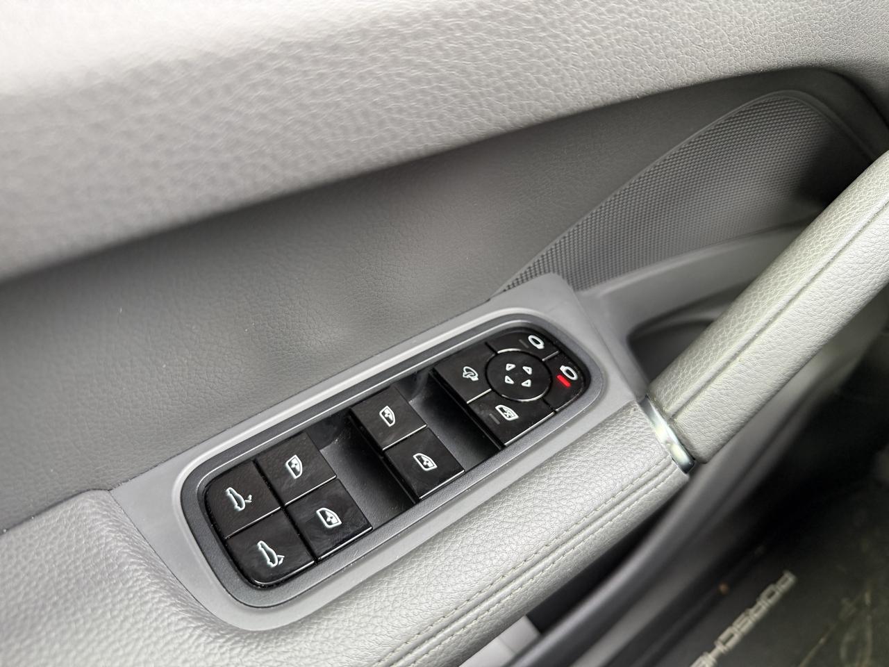 Porsche Cayenne AWD 2019