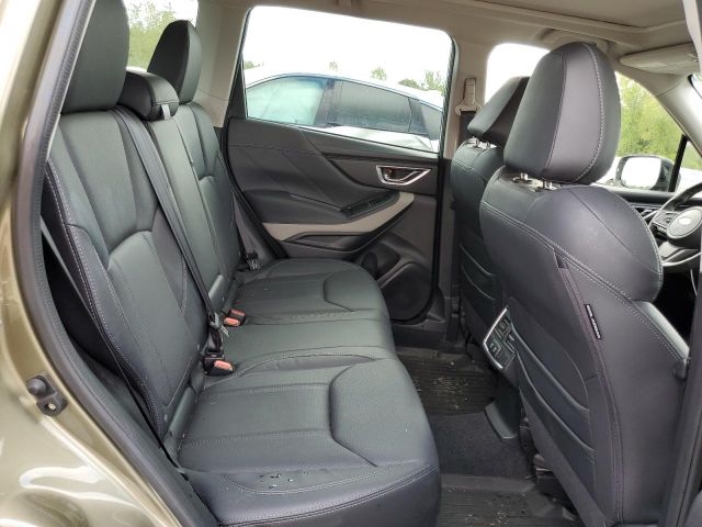 2023 Subaru Forester Limited photo 11
