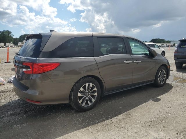 2021 Honda Odyssey EX-L photo 3
