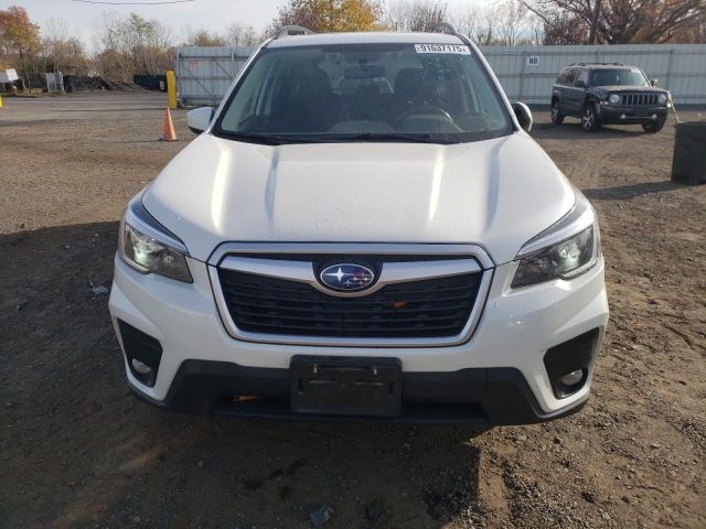 Subaru Forester  2021