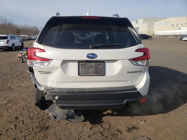 Subaru Forester  2021