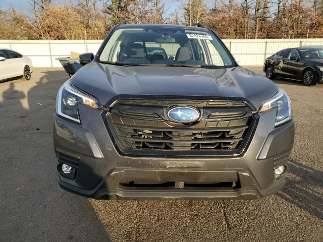 Subaru Forester  2024