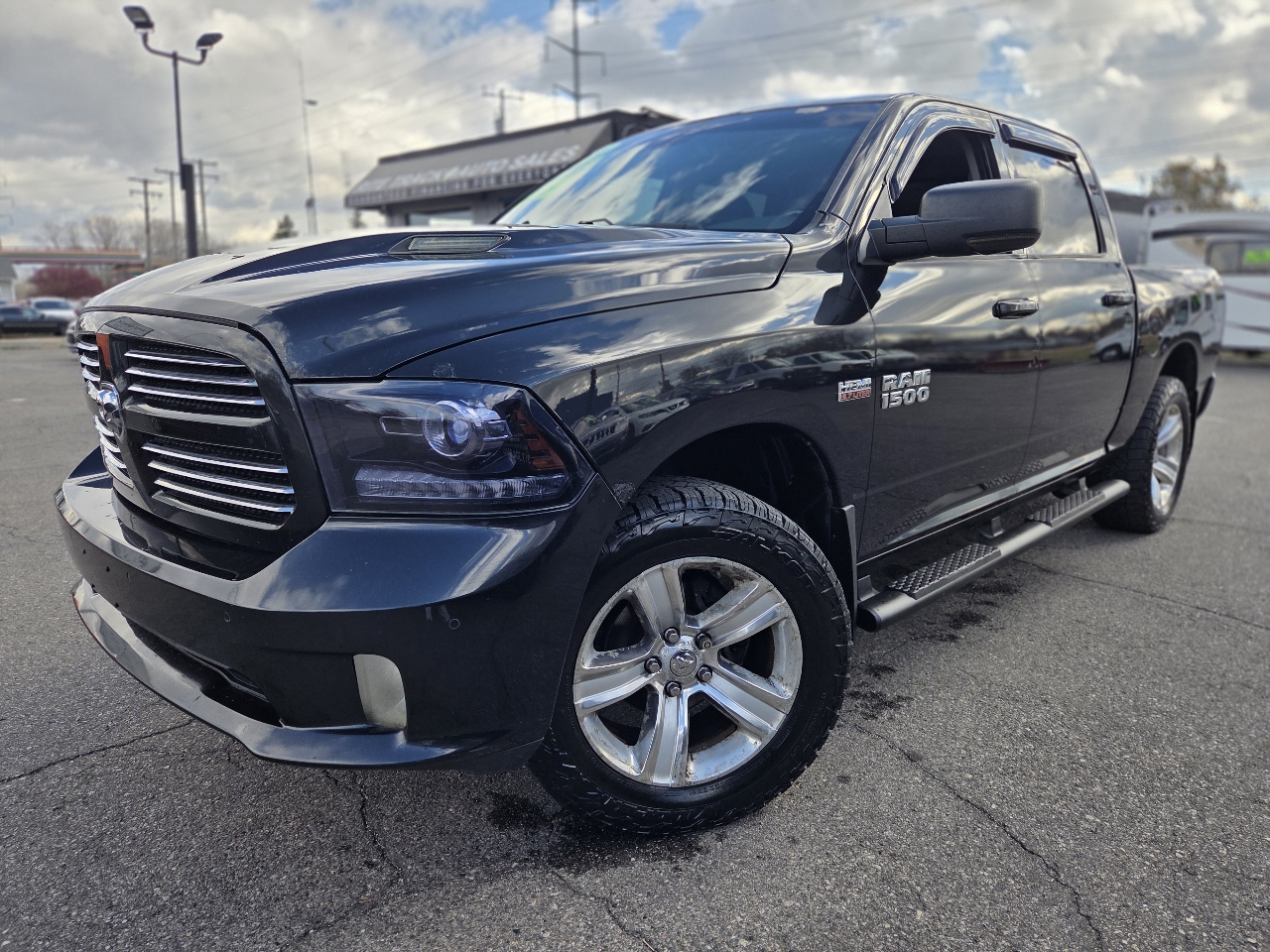 2016 RAM 1500 Sport Crew Cab SWB 4WD