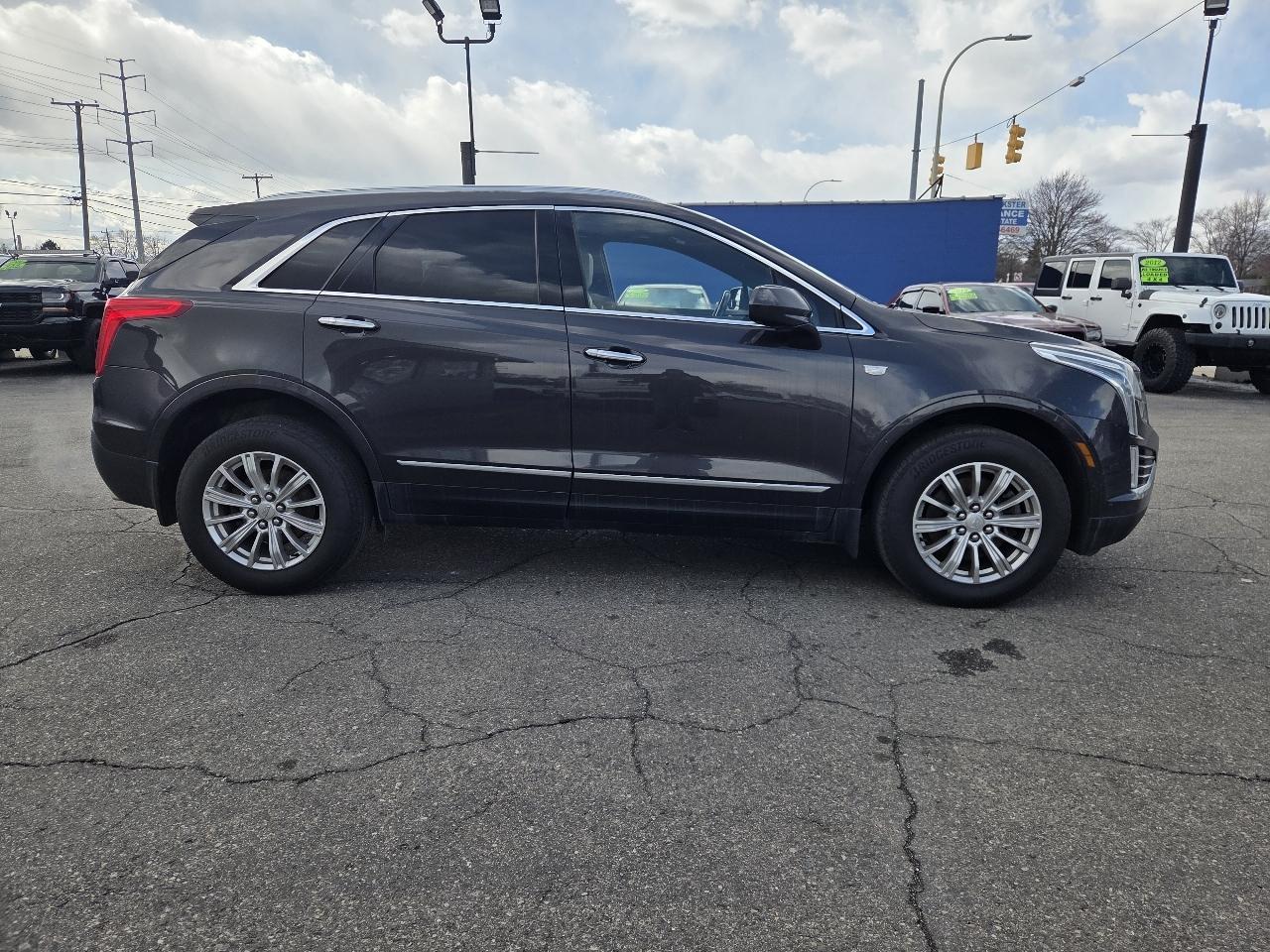 Cadillac XT5 Base AWD 2018