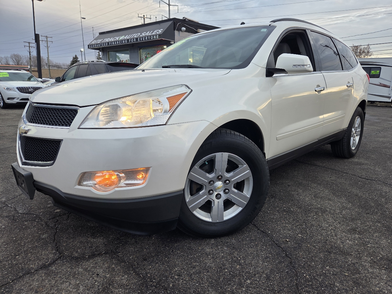 2011 Chevrolet Traverse 2LT AWD