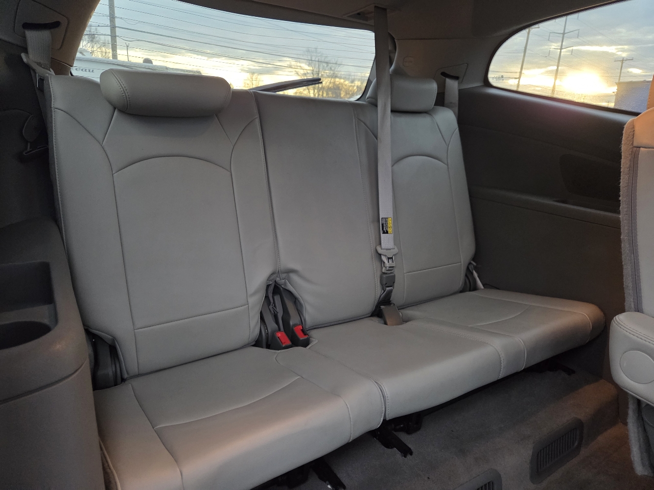 Chevrolet Traverse 2LT AWD 2011