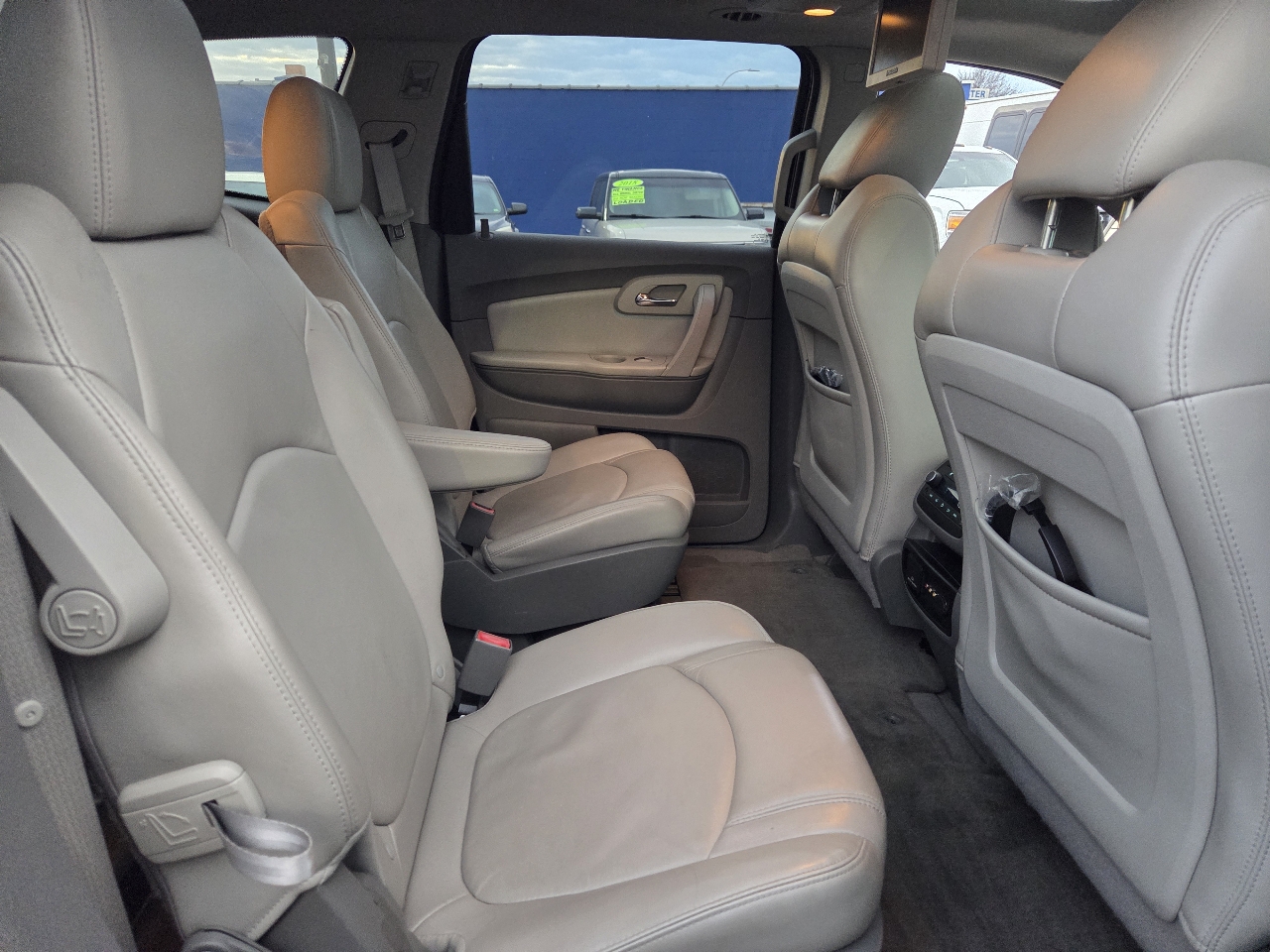 Chevrolet Traverse 2LT AWD 2011